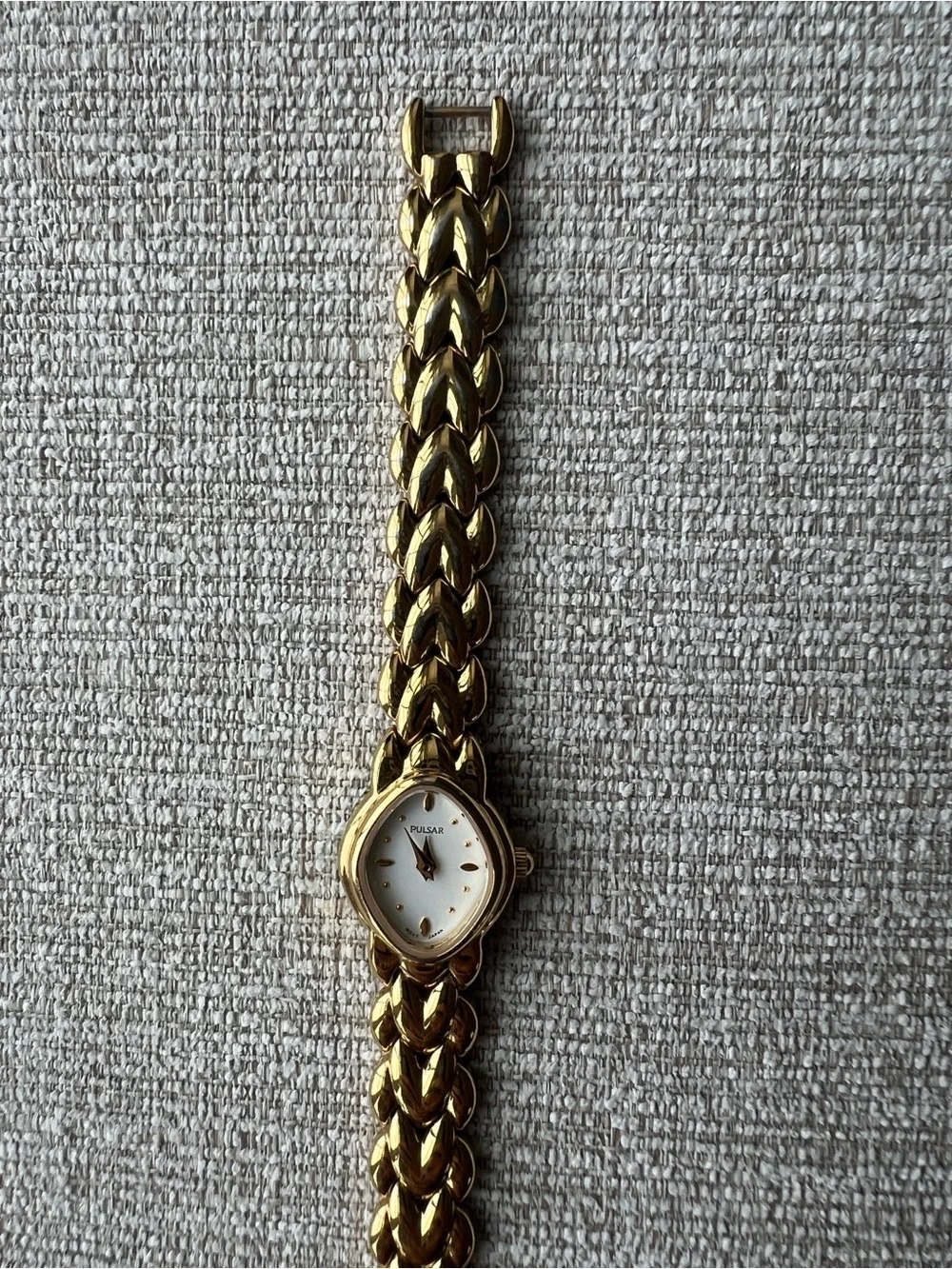 Pulsar Gold-Tone Women's Link Bracelet Watch - Picture 16 of 16